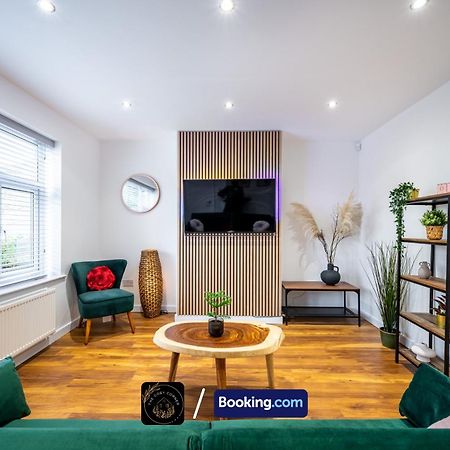 Апартаменти Cosy 3-Bed House, Garden & Free Parking In Stretford Манчестер Екстер'єр фото