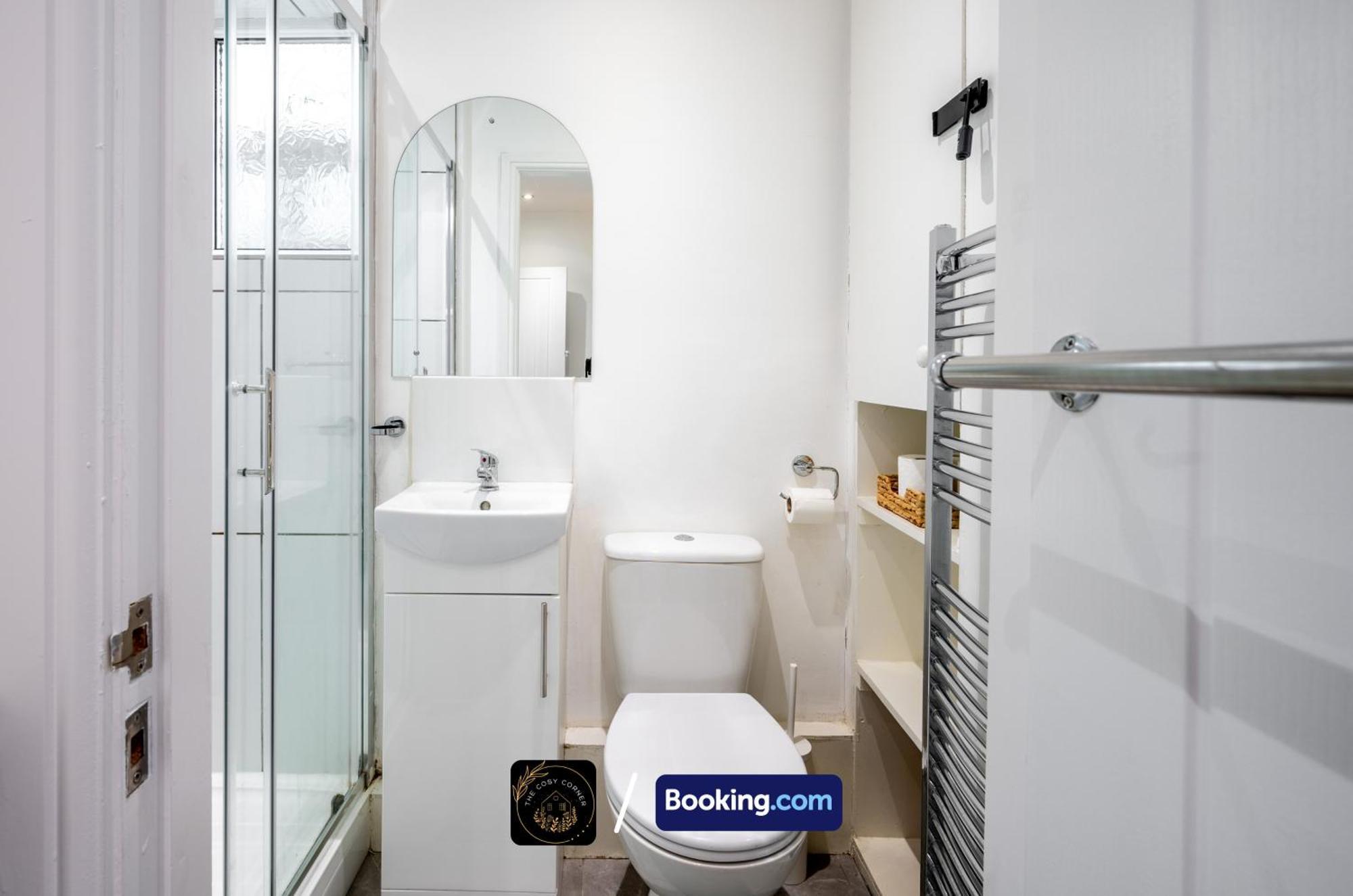 Апартаменти Cosy 3-Bed House, Garden & Free Parking In Stretford Манчестер Екстер'єр фото