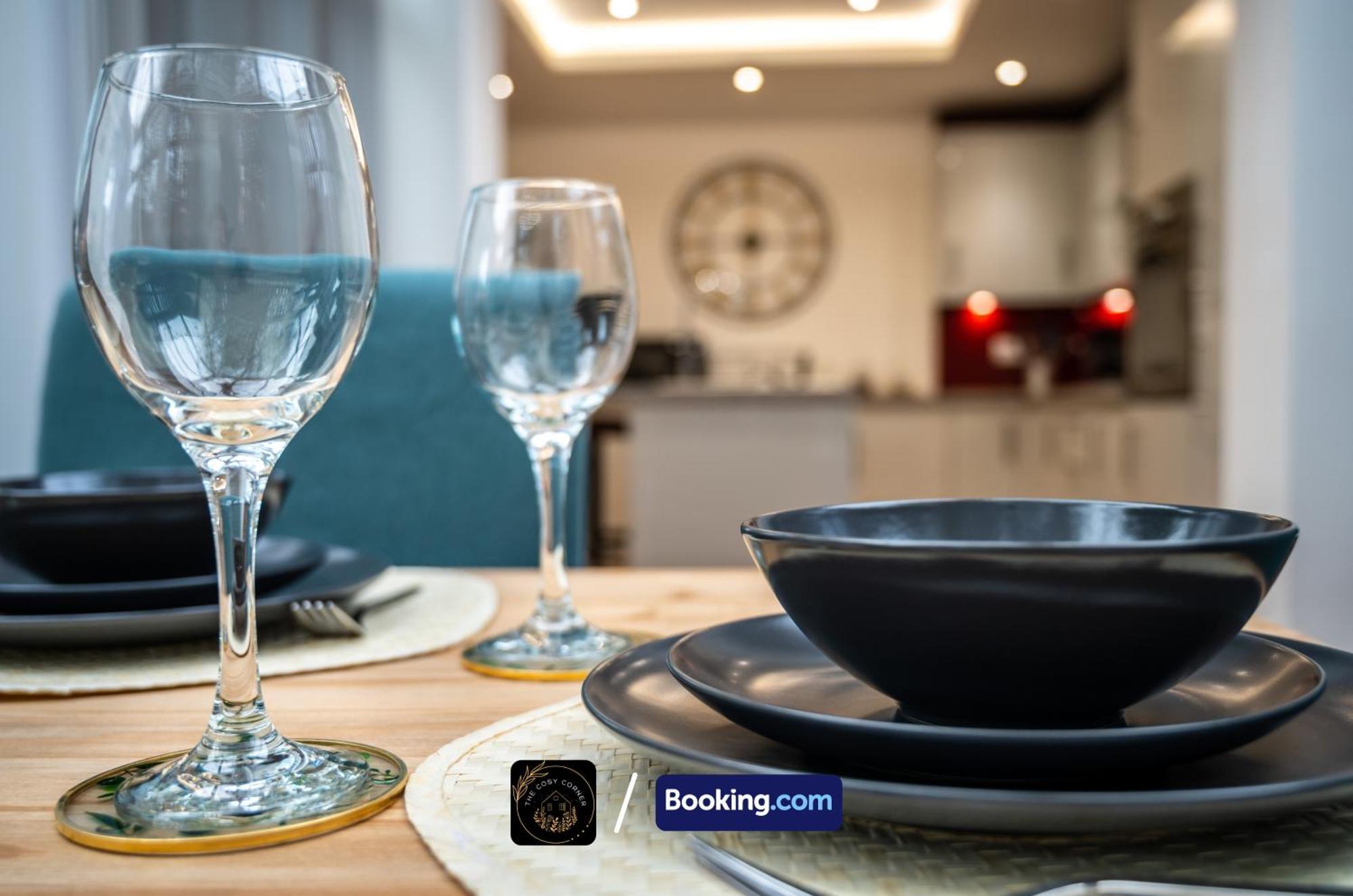 Апартаменти Cosy 3-Bed House, Garden & Free Parking In Stretford Манчестер Екстер'єр фото