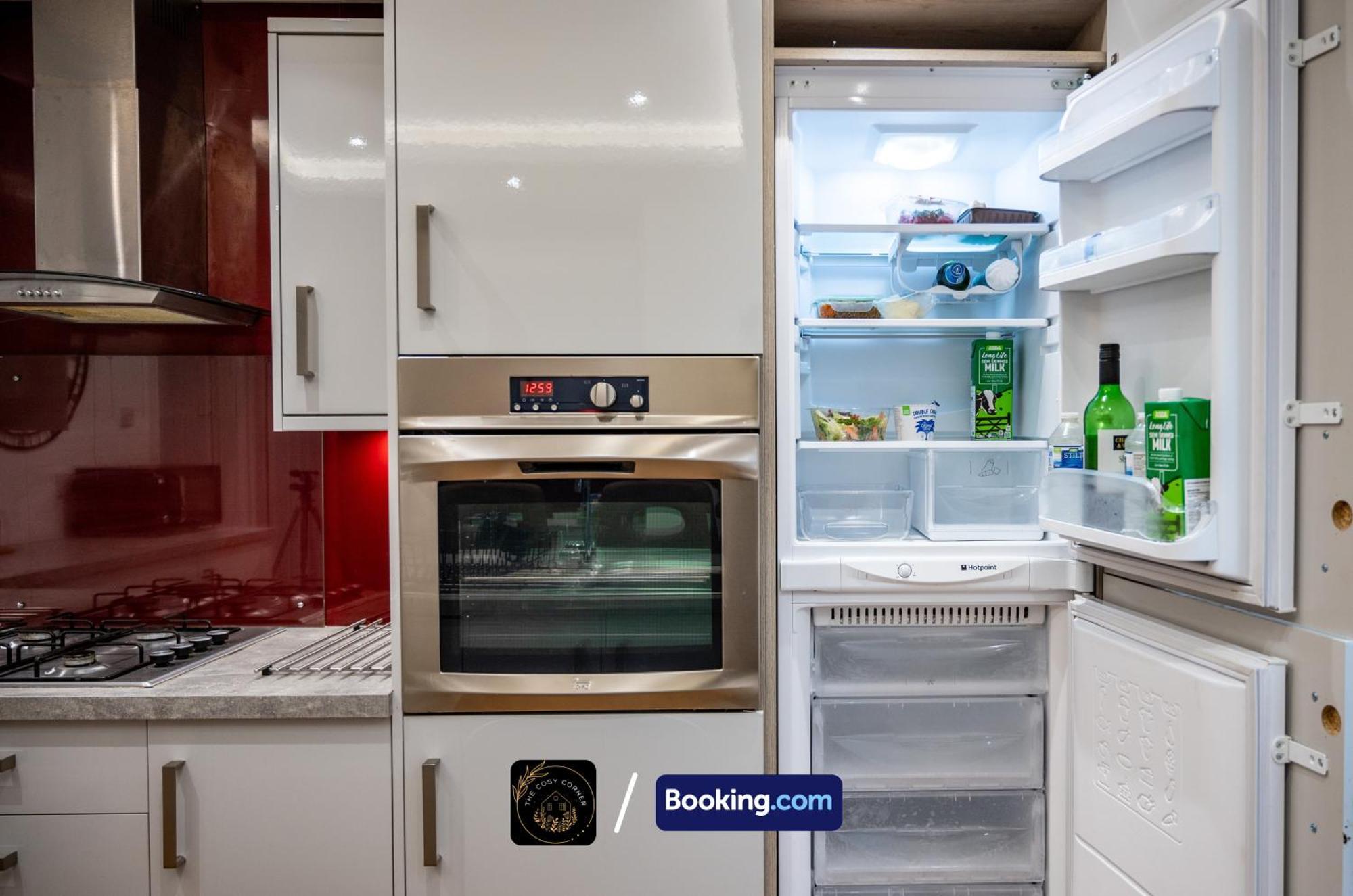 Апартаменти Cosy 3-Bed House, Garden & Free Parking In Stretford Манчестер Екстер'єр фото