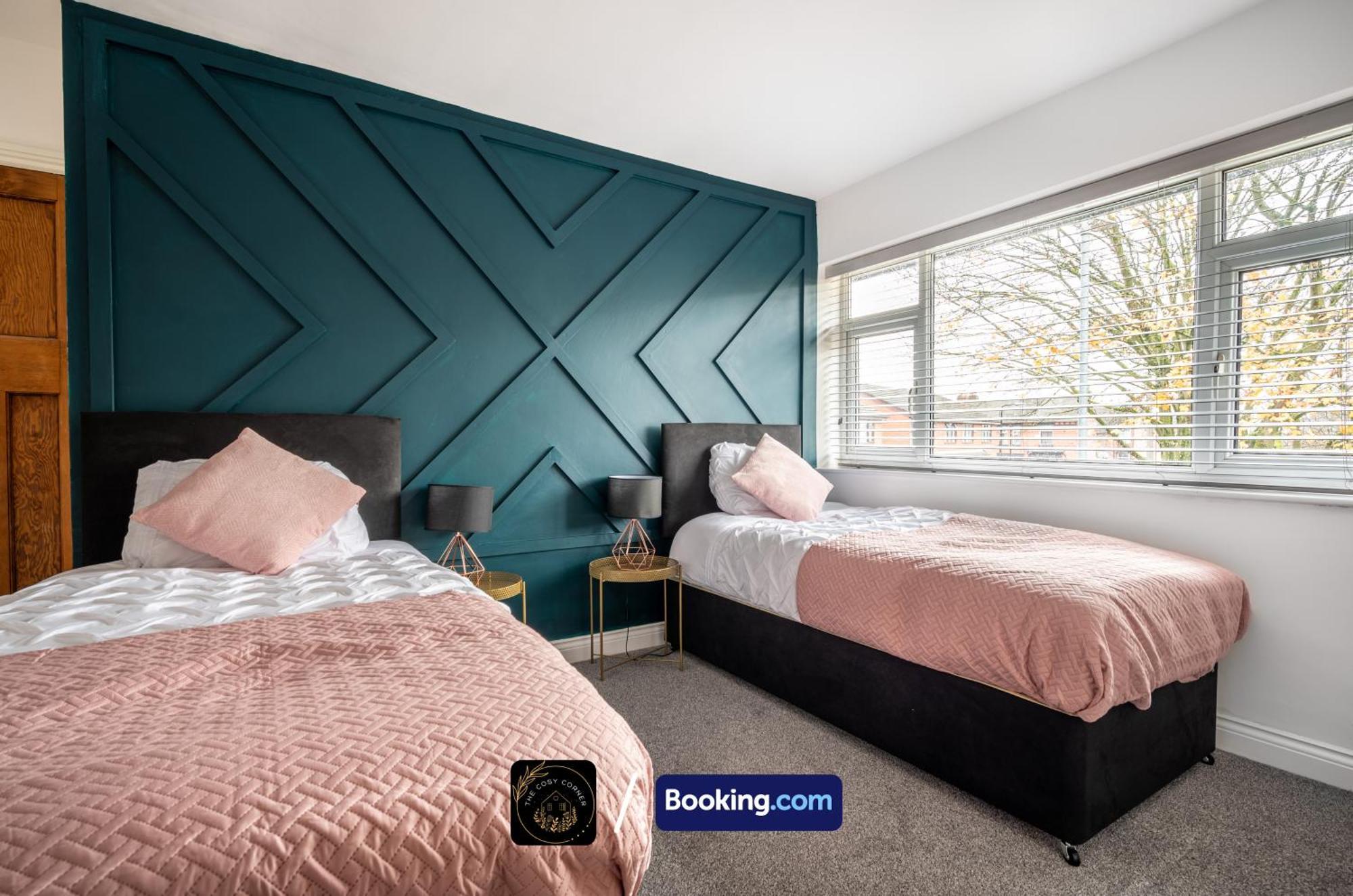 Апартаменти Cosy 3-Bed House, Garden & Free Parking In Stretford Манчестер Екстер'єр фото
