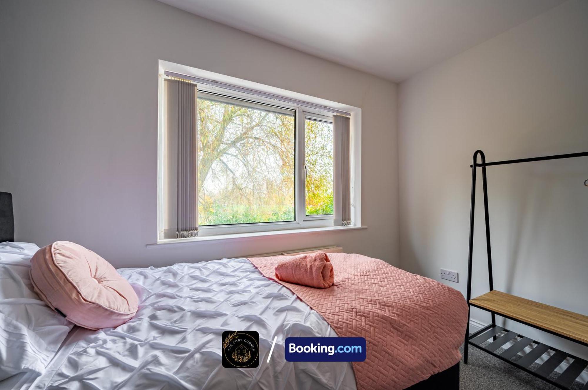 Апартаменти Cosy 3-Bed House, Garden & Free Parking In Stretford Манчестер Екстер'єр фото
