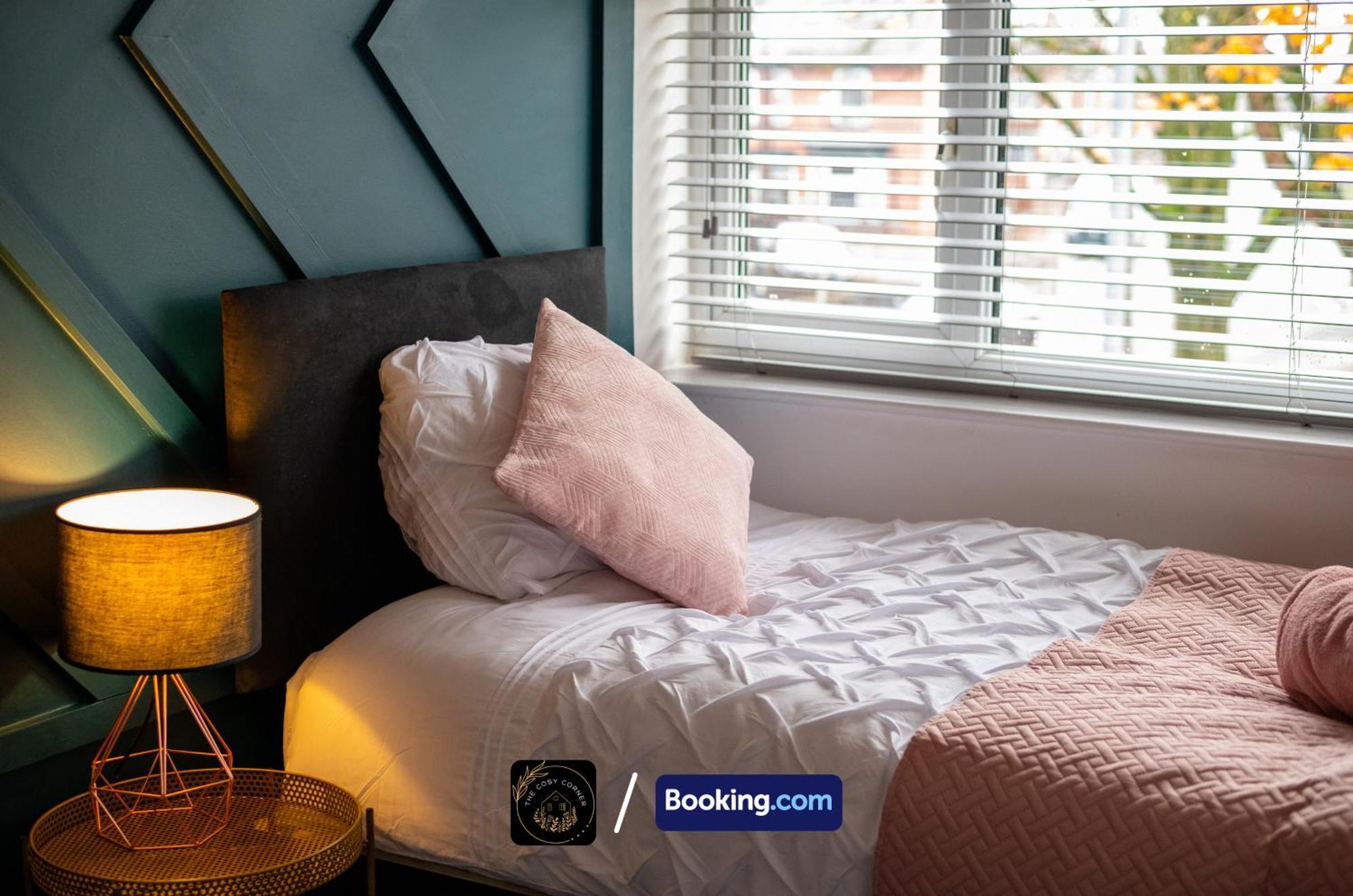 Апартаменти Cosy 3-Bed House, Garden & Free Parking In Stretford Манчестер Екстер'єр фото